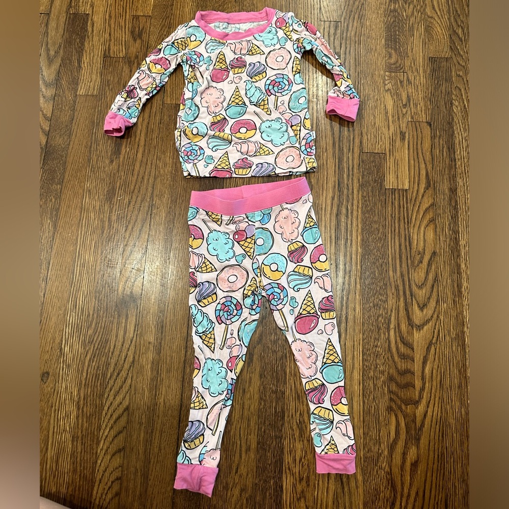 Little Sleepies 2 piece pajamas